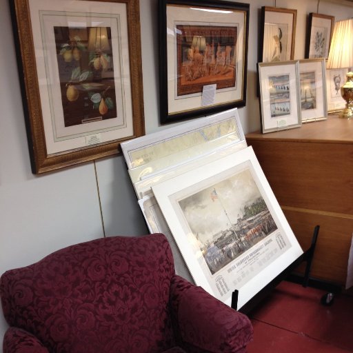 We have a passion for antique prints and maps. We've been serving our patrons since 1984. It's a joy matching the right print for the discerning collector.