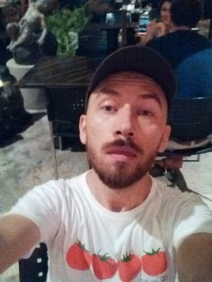 brsler's profile picture. 