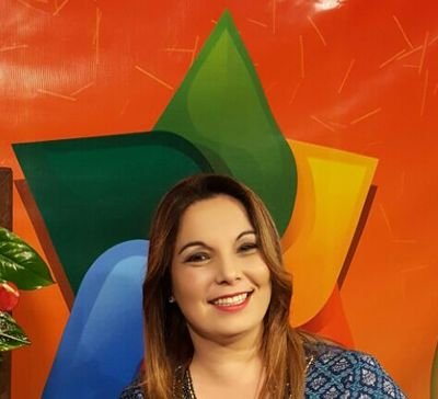 Locutora Nacional,conductora de eventos,  esposa, madre. Multimedios SAPEM. Canal 12 . Misiones.