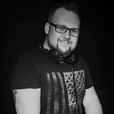 DJ JanO
DJ /// Producer /// The Organizer
/// Owns @SoundbaseAS
