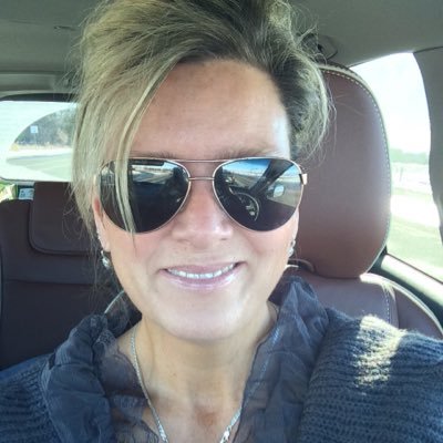 deweyschultz's profile picture. 