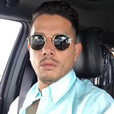 betoduart's profile picture. ¡Amo el charol! Aquí me entretengo.