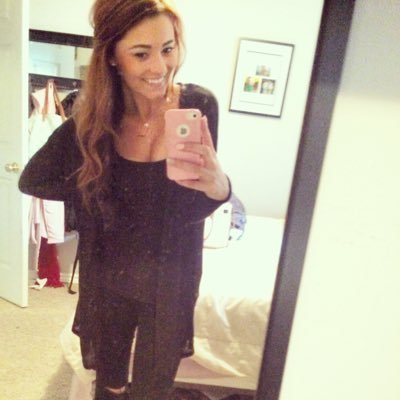 chelsiiphillips's profile picture. 