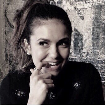 ninarpopl's profile picture. @girlmeetsdobrev