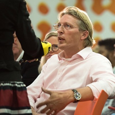 Tech & Privacy lawyer @ The Data Lawyers, Co-founder @Inc_Plus, Co-founder @VraagHugo, ambassador @DSA_NL, #SOT Fund, friend @BNR