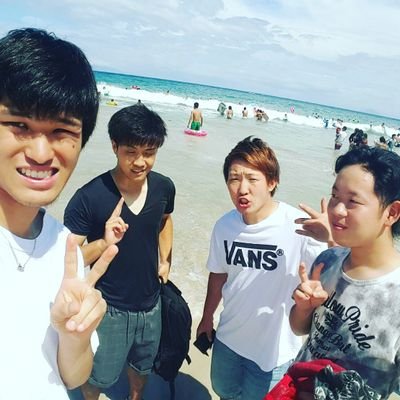 v_vp_qv_v's profile picture.