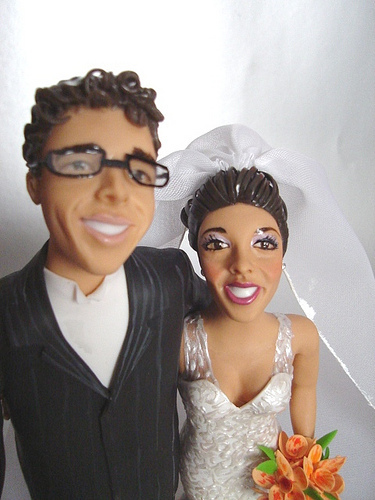 A cake topper as unique as you are.
Little Clones are the newest way to bring a sophisticated personal expression to your party.