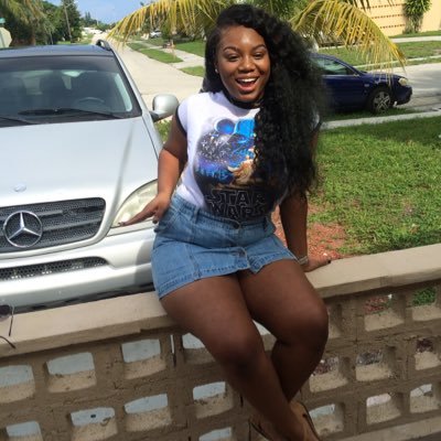 __2000z's profile picture. Sunshine 💋🍒