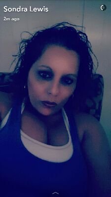 Am fun and out going and love my friends and family