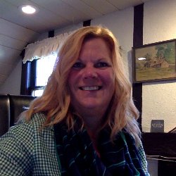 lisageers's profile picture. 