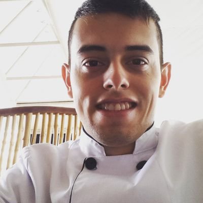 Chef de Cocina Internacional
Sous Chef de Petit Chef Venezuela.
Para contrataciones: 04142276877