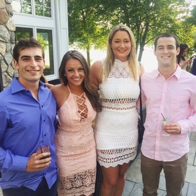 Bergen Catholic 2013 Fairfield U 2017. Co-Founder of @madebytony_ Corporate Real Estate Advisor @CBRE