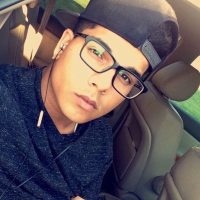 Young_Satellite's profile picture. 18 . Graduated. Future paramedic. My race is Romanian 🇷🇴. Follow me and il follow back.