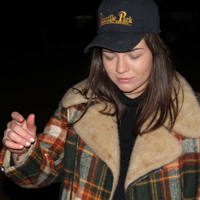 lucyt1998's profile picture. every follower = a nodel ✌🏽️