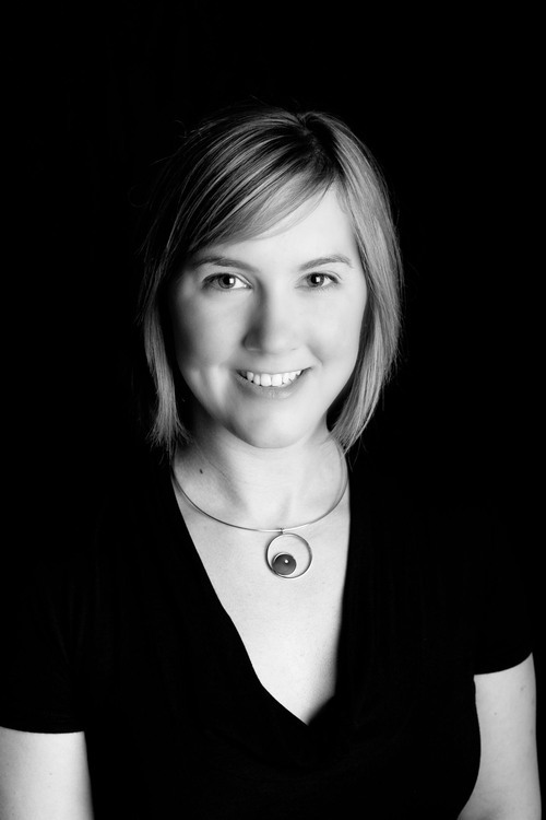 Courtney_Thomas's profile picture. Chicagoland PR professional, love TV, the Blackhawks and Boxer dogs.