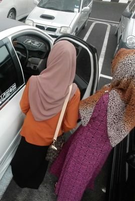 HaniHani94's profile picture. Don't be shy keep moving