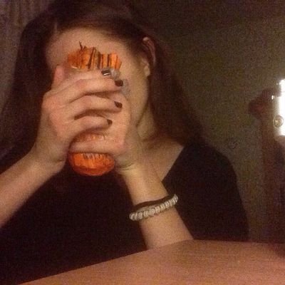 aBLFsYk4upXwTIF's profile picture. 