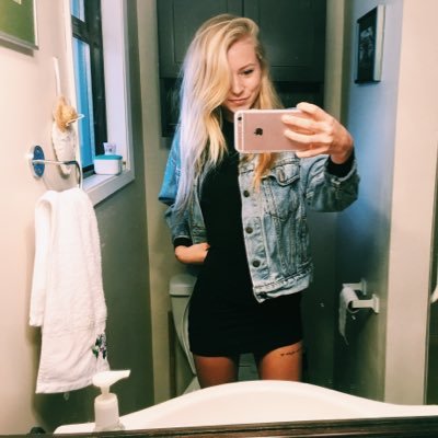 MorayaHarrison's profile picture. 