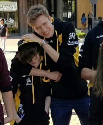 Former Professional Gamer for @Dignitas @Fnatic @Cloud9 @mousesports ~ Currently programming in PHP/JS
https://t.co/PJcYksvydX