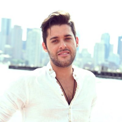 Born in South Africa-Raised in Portugal-Living in Boston U.S.A-Wine-Traveling