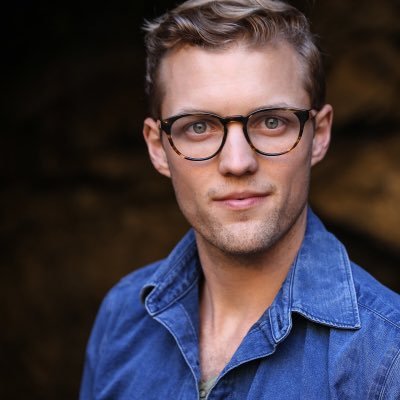 RuitErRong's profile picture. Actor and Illustrator. Company Member at @thehousetheatre  Instagram: @BrandonRuiter