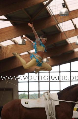 WEG 2006 participant team, WC 2008, EC 2009, EC finalist 2013, WEG 2014 all with vaulting. National champion alpine skiing 2005. Love singing, vaulting, skiing
