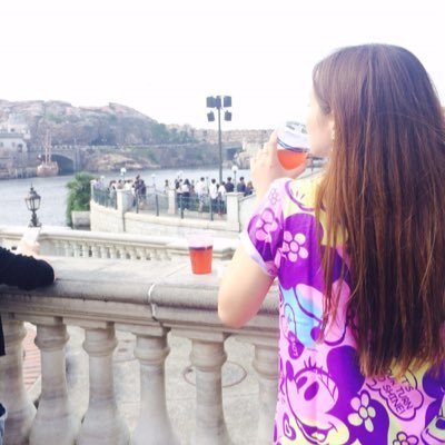楽しく美味しく食事をするのが好き。お酒を飲むのもすき。毎日酒浸り生活!たのしいことたくさんしたい!かぼちゃぷりんがだいすき♡
