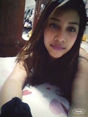 PinelaJulianna's profile picture. Suelo ser tan yo q me olvido de ser normal..