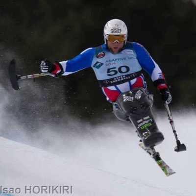 Membre de l'équipe de France de ski alpin handisport Multi-medaillés en championnats du monde (2011/2013)