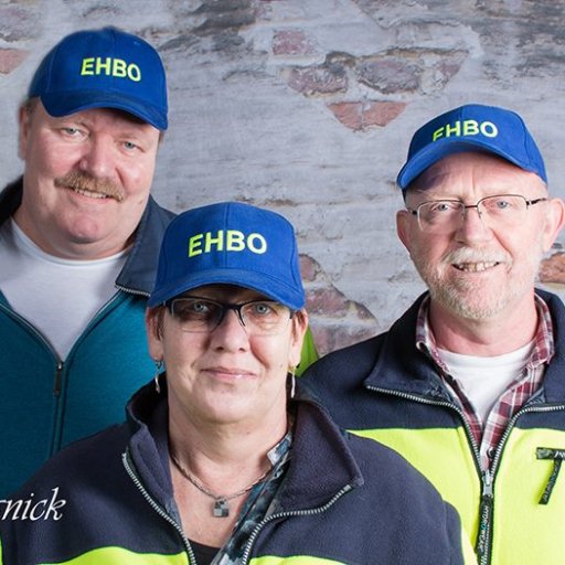 De KNV EHBO Smilde houdt zich bezig met het opleiden van eerste hulpverleners en het verlenen van eerste hulp op evenementen in Smilde en omstreken.