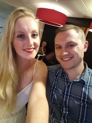 Computer game enthusiast.🎮
Gadget geek.📱
Film and TV lover.📺
Rugby fan.🏉
Family man.💑