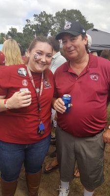 English major at UofSC! I also have minor in Business administration. From the north but I am enjoying southern living!
