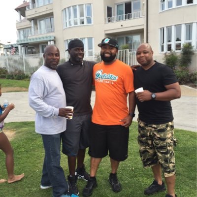 effrinb's profile picture. 