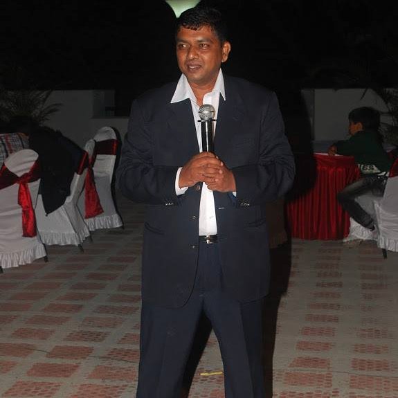 A Social Entreprenur working in the Hospitality Industry. Passionate for animals & their rights. Intend to make this world better in my own small way.