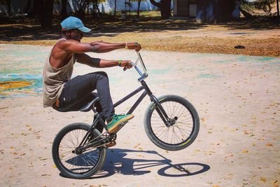 Bmx is my dreams 
I can be a pro 
Every day I love it Facebook @makumbatoIG Instagram muddy_bike_tz