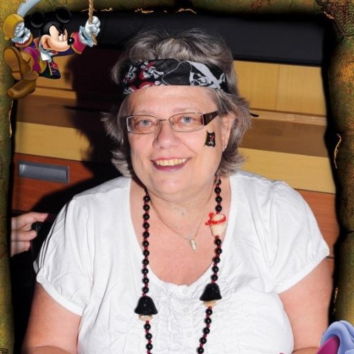 marilou_larson's profile picture. 