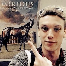 jamierpghvv's profile picture. everybody wants a flame but they also don't want to get burnt.