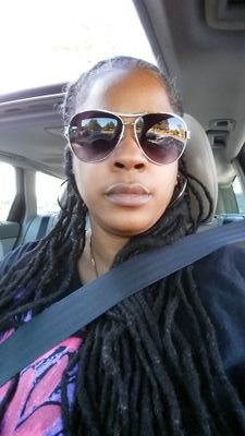 Proud HomeSchool Mom & Educator. Loving Wife. Owner of Akesi Mortgage Processing. Livicated Hip-Hop Music Lover. Love & Ises. Jah Bless.