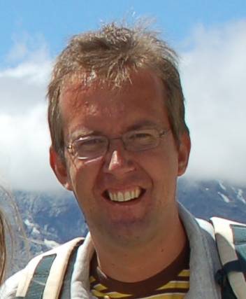 _Rinie's profile picture. married @ _femke, software architect @ philips healthcare, interests: technology, running, cycling, politics, cars, movies, macbook, iphone, gadgets