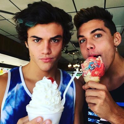 twerkdocam's profile picture. 