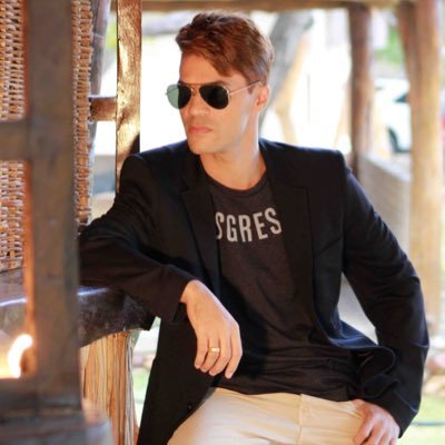 twitter oficial do cantor Marcelo Mello @MarceloeRayaneOficiall