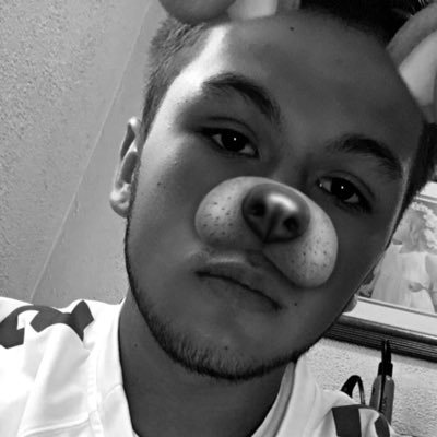 AlexHal70116086's profile picture. Varsity soccer ⚽️ #20