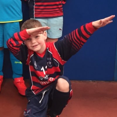 ethantdm10's profile picture. Footballer at Fulledge colts, best gamer in the world. I love Minecraft , FIFA , Pokemon, Burnley fc and Man City Fc 😎⚽️🎮😝