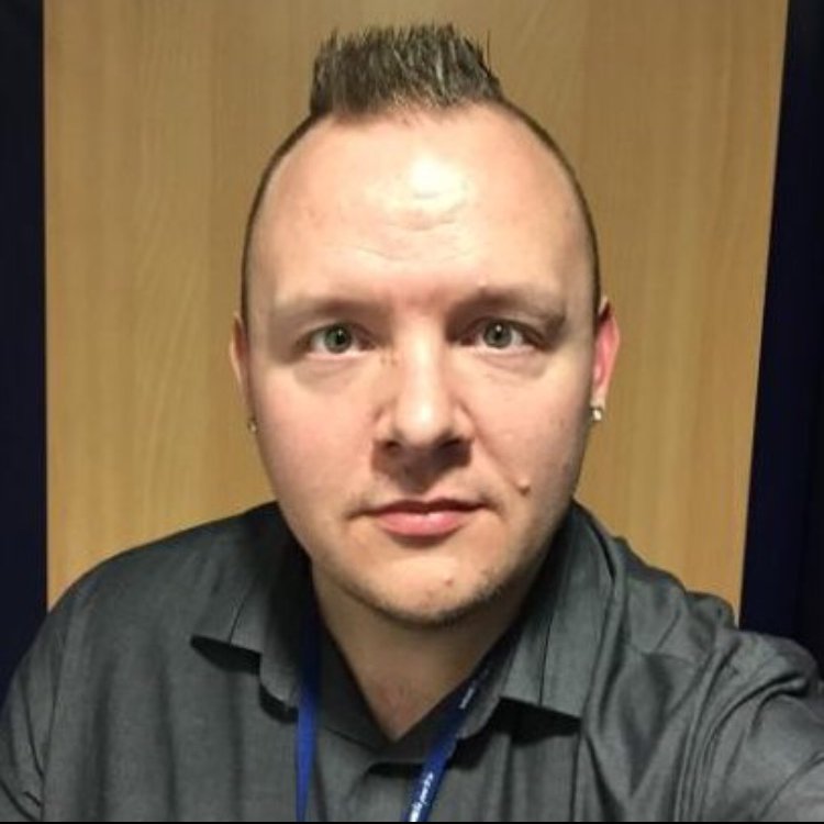 Sales Executive for the Scottish Provincial Press. @SPP_EnergyNorth Telephone: 01463 733 223 (ext 1062) E-mail: d.mitchell@spp-group.com All views are my own.