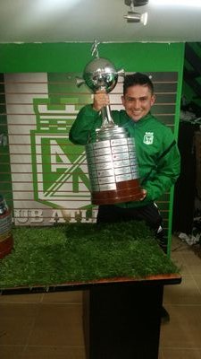 Acá se habla de todo, especialmente de fútbol - Atlético Nacional, música, PQRs varias y carreta. Colombiano a morir!!