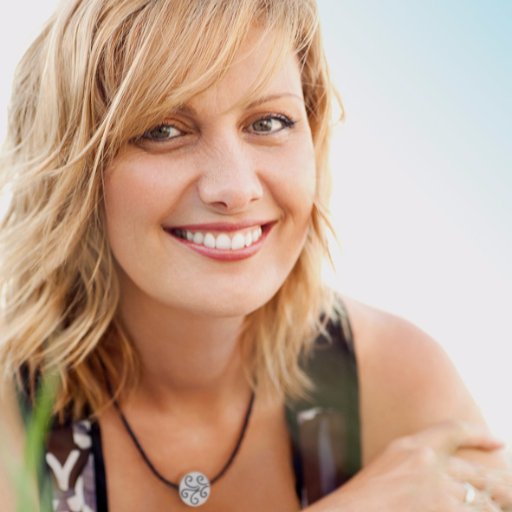 Gina McMaster, Psychologist & creator of SMJ, a personal development system based on Mindfulness and symbolically represented on fine jewellery.