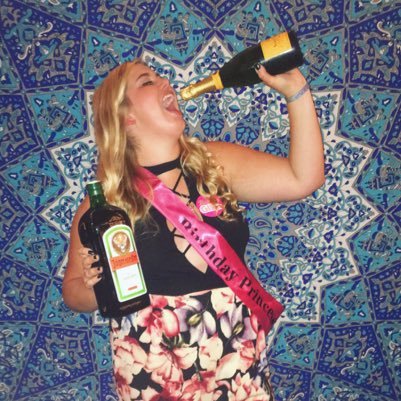 annabojakowski's profile picture. id rather laugh with the sinners than cry with the saints, the sinners are much more fun. spb💙