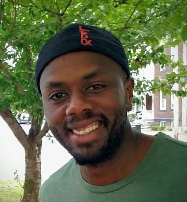 Born and raised in Trinidad, now working in Long Island, NY. Once a 3d artist, now making a move into the realm of web development. One line at a time right?