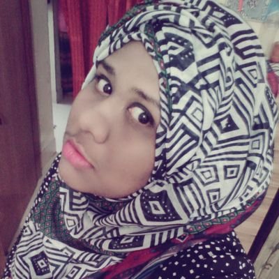 So hey!!! i make youtube videos!! 
my name is mamtaz!! I love DOODLING, LINE ART, ZENTANGLE, ANIME, MANGA AND VIDEO GAMES .