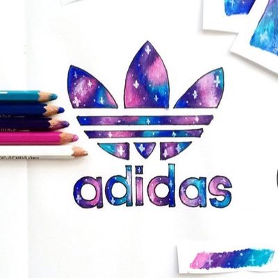 Natsu 画像加工 On Twitter Adidas大量 今流行りの